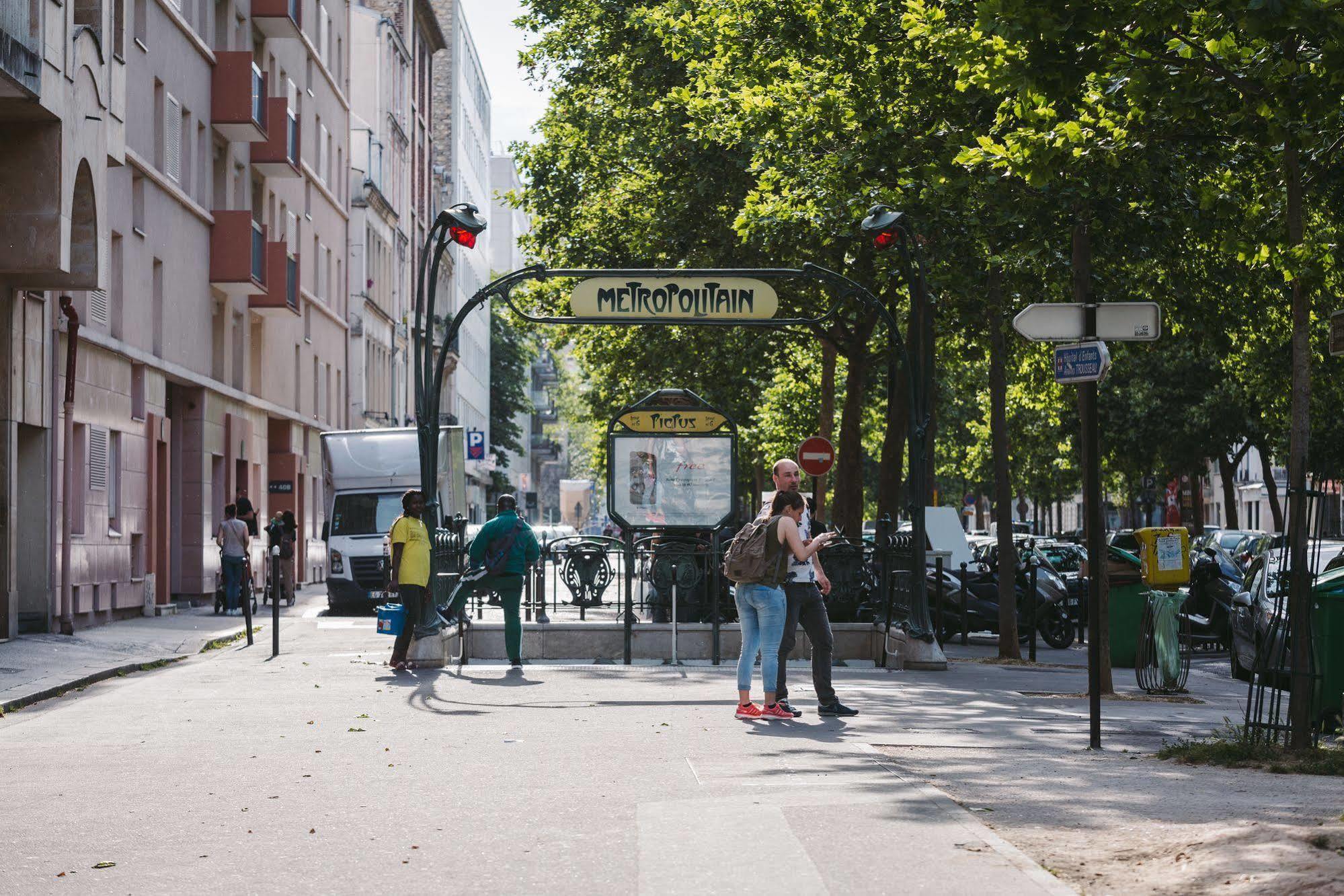 Le Petit Cosy Hotel Paris Exteriör bild
